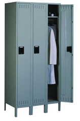 72"W x 18"D x 72"H Sixteen Person Locker (Each opn. To be 12"w x 18"d) with Coat Rod, w/6"Legs, Knocked Down - Industrial Tool & Supply